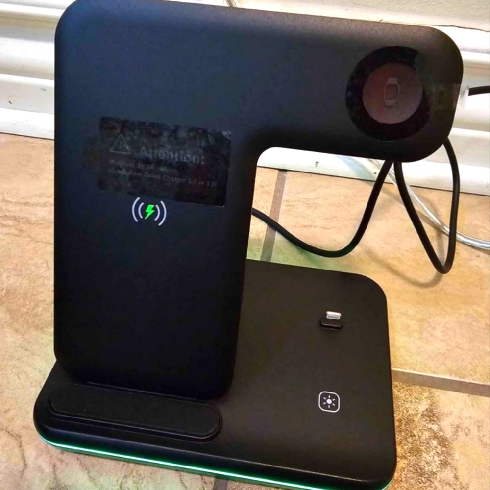 Wireless Charger, 3 in 1 Fast Wireless Charging Station, Wireless Charger Stand